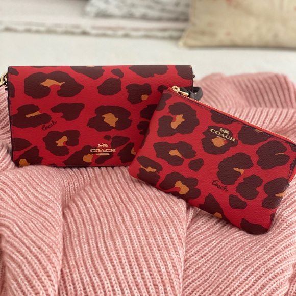 🆕 COACH | Poppy Leopard Anna Foldover Crossbody Clutch Shoulder Bag & Wristlet - Picture 3 of 15